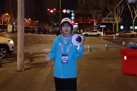 樱花季 越江湖｜汉马大学生志愿者，今天凌晨3点就出发了图片