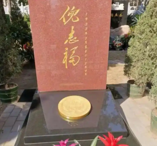 他曾担任3个直辖市市委书记，40岁官至副国级，43岁粉碎重大阴谋