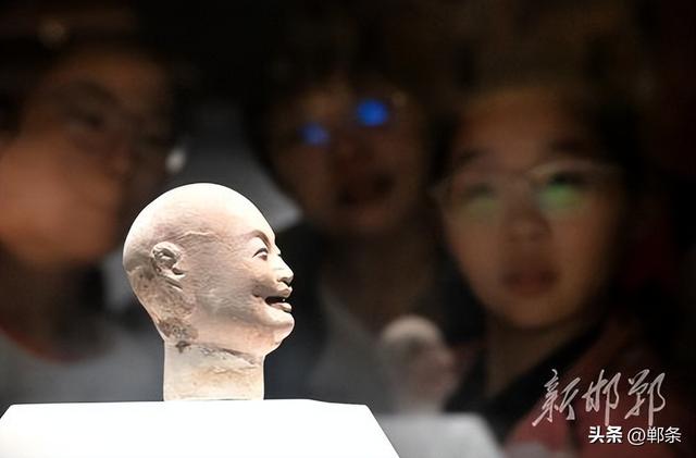 博物馆里度假期