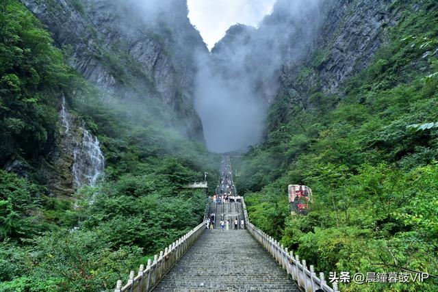 世界奇观--天门洞