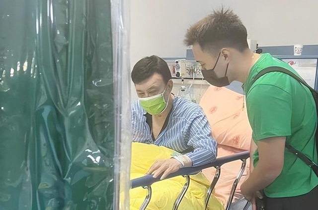 曾是一代歌王，后来成人尽皆知的台独分子，如今家破人亡下场凄凉