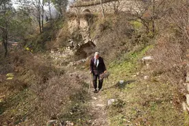 高血压40多年，今102岁健在，长寿的因素到底是啥？健康的环境？图片