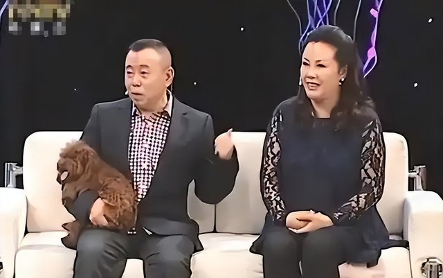 全家移民真相大白2年，享正师级待遇的潘长江，已走上另一条大道