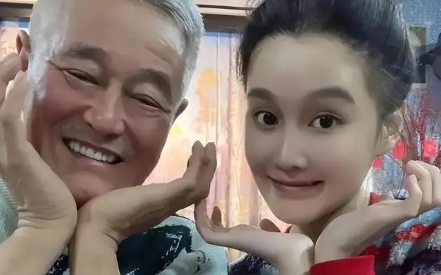 赵本山的“天塌了”！就算有再多豪宅豪车，也无法拯救自己的女儿
