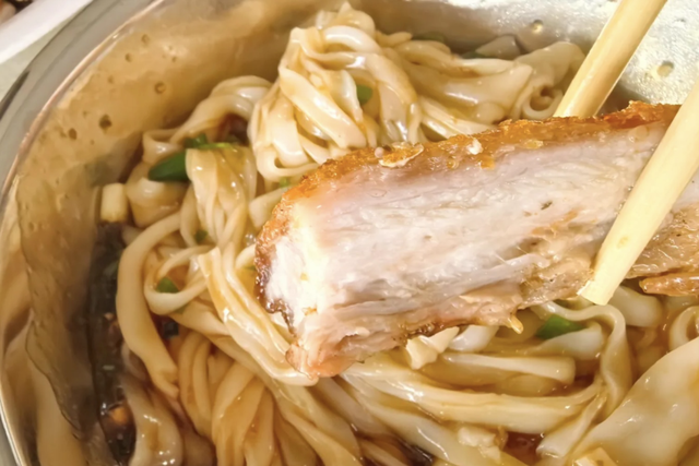 终于有人来说说这个有山有水的小城到底有多好吃了！