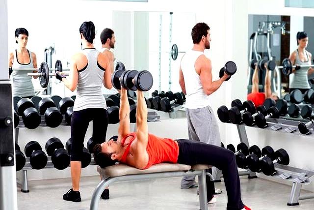 中年人最佳保持身材的方法——多做力量训练