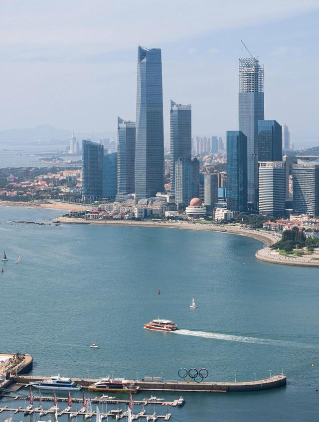 厦门和青岛，两座滨海旅游城市，都是计划单列市，也是副省级城市