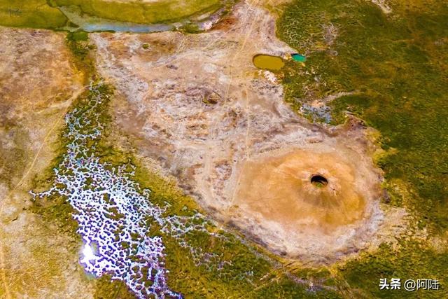 到木吉乡探秘地球的“肚脐眼”，它便是位于中国最西端的火山群