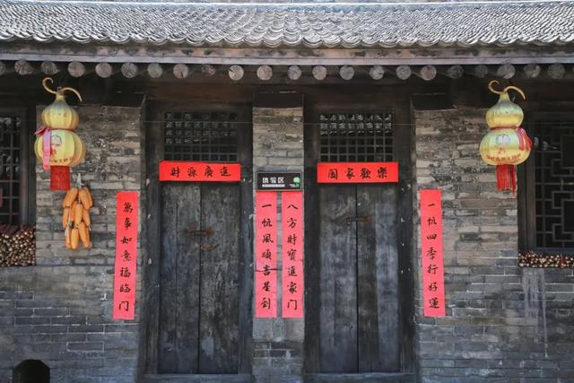 100副春节对联，全是美好祝愿，挑一副挂在家里吧