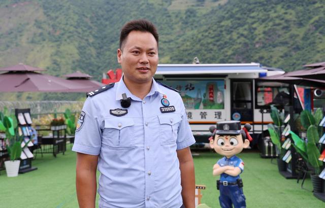 “文旅+普法”！蛮云“警旅驿站”打造普法与便民服务新场景