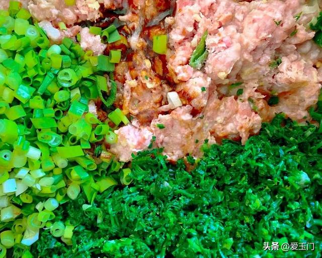 冬天，这菜使劲吃！一解毒，二对眼睛好，三护肝，冬天包饺子真香