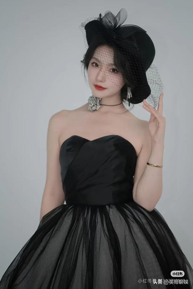 短剧圈人气最高十位女演员，刘念垫底，韩雨彤跌出前五，榜首太美