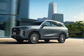 拆开瑞虎8L底盘才明白：为什么它敢和20万级合资SUV叫板？图片