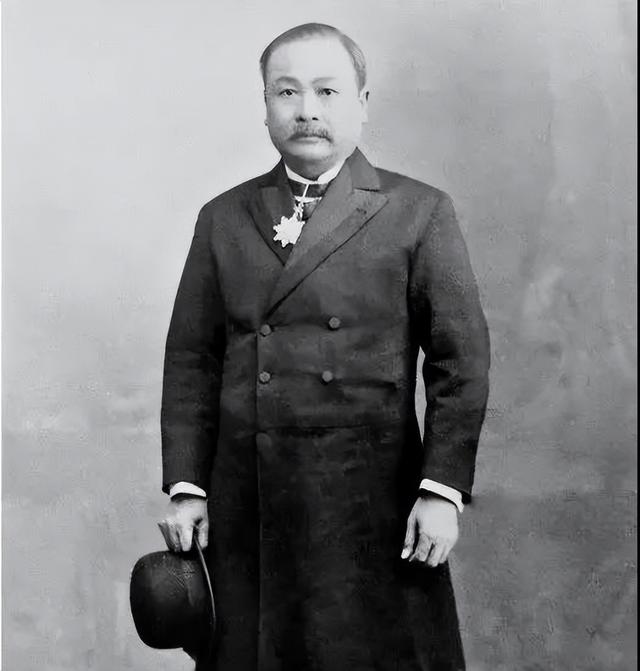 百年夙愿完成！仅377公里却修了107年！宜万铁路究竟有多难修？