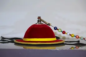 从古代到互联网时代，印度扣帽子的传统图片