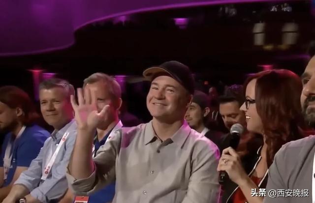 突传噩耗！知名制作人遭遇车祸，被困车内葬身火海，年仅55岁