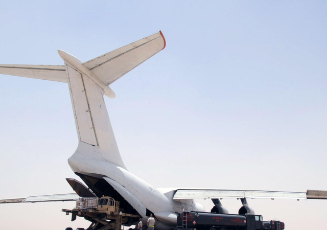 苏联造过的一款飞机，俄罗斯却造不了了！全球只能买中国的仿制品