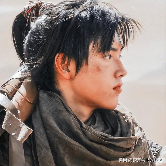 长得太美被导演占为己有，4年后生下大明星儿子	，17岁就成男一号