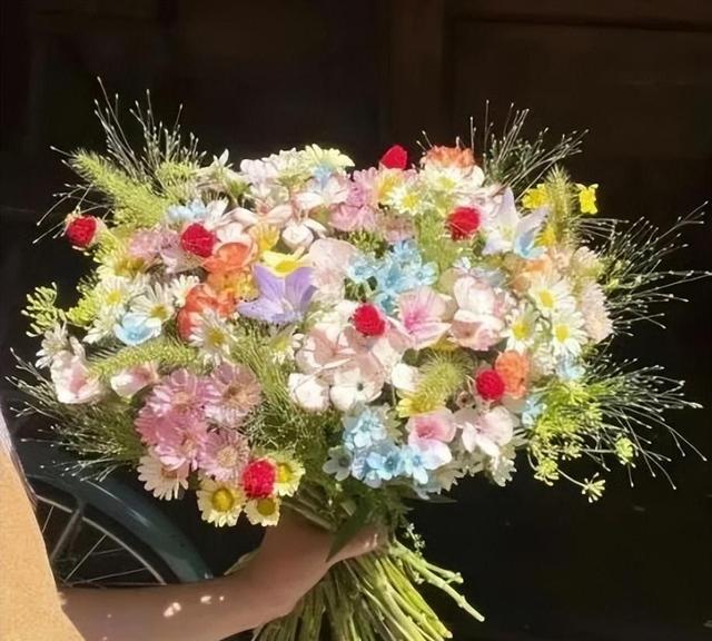 改个花系微信昵称，好听到爆