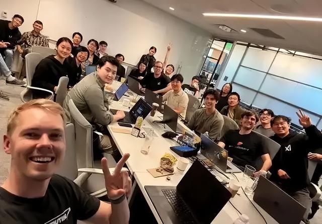 美国AI巨头全面汉化，不会说中文难进核心圈？我们等这一刻很久了