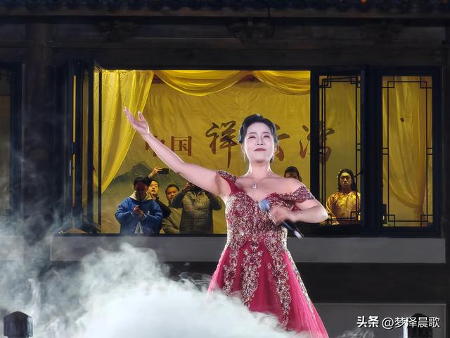 云梦：文化碰撞与音乐狂欢 祥云湾一周年庆典亮点纷呈