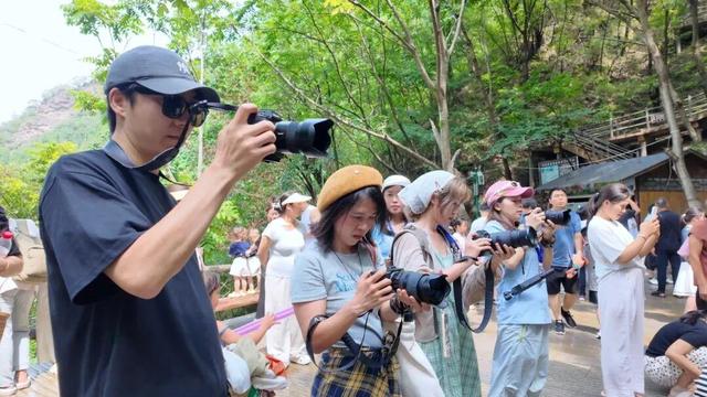 “花式”引客，火爆出圈！21℃的夏天收官，栾川文旅精彩不停