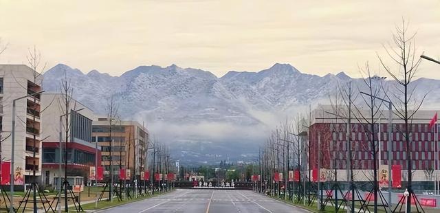 雪漫秦岭！2025西安周至银装秘境上线