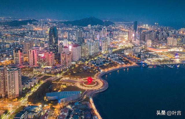 话青岛：海滨城市的美，不需刻意邂逅，面朝大海，转角皆是风景