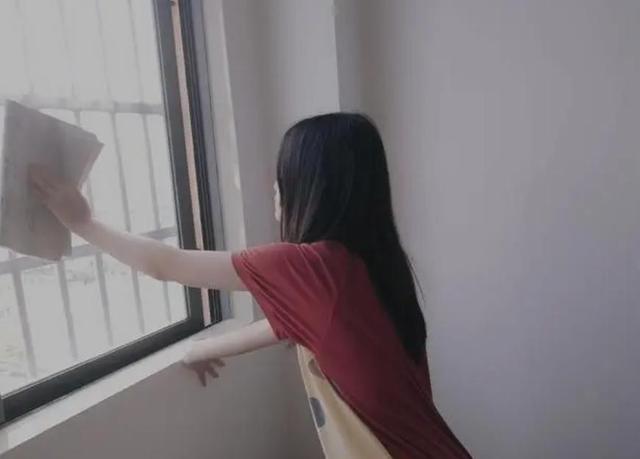 人狠起来究竟有多可怕？15岁女孩受虐5年，被利器撬掉所有牙齿！