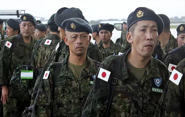 “大佐”要回来了？日本居然要恢复二战军衔制，这是想翻天？