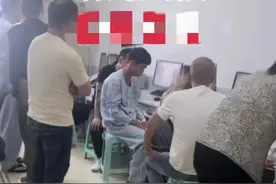 毫无人性，又一起武术学校教练殴打学生，学生已经神志不清图片