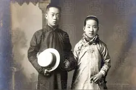 上世纪不同时代结婚照、结婚证、彩礼……见证历史大变迁图片