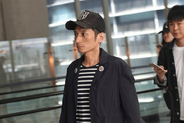 钱再多有什么用？从主持人到“精神病”，48岁李维嘉现状令人唏嘘