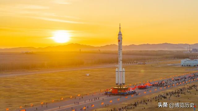 神舟二十号被撞！中国早有防备，10天内随时救援，美国预谋不轨？