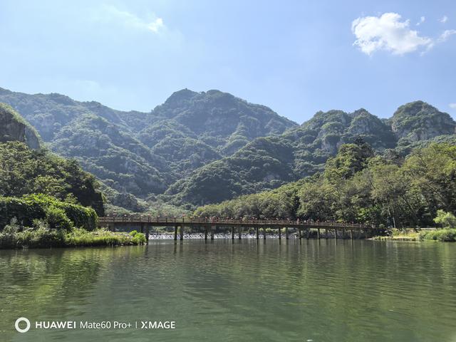 冰峪沟山青水秀不枉此行，景区里零碎收费感觉欠佳