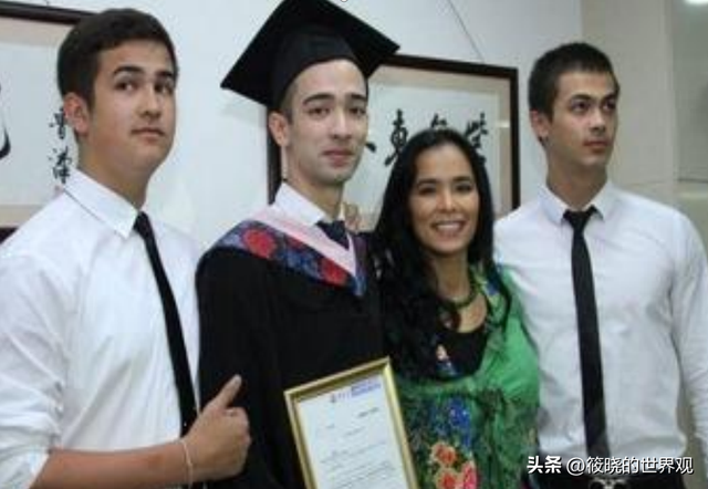62岁韦唯现状：脊柱断裂已恢复，前夫已死，两个混血儿子回国相伴