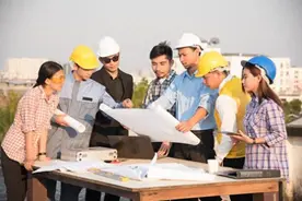 2025年建筑项目管理岗位薪资参考表图片