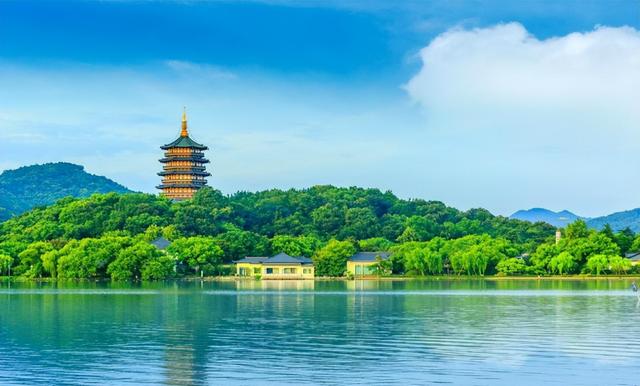 景区扔了8亿门票钱？这波“赔本买卖”藏着真套路