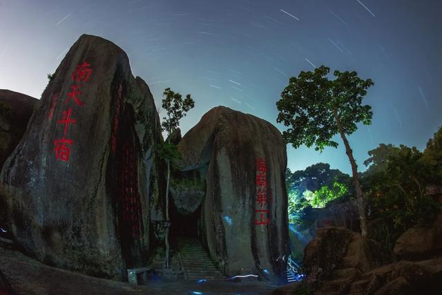 活动丰富、门票优惠、明星同款！万宁7条旅游线路承包您的中秋国庆假期