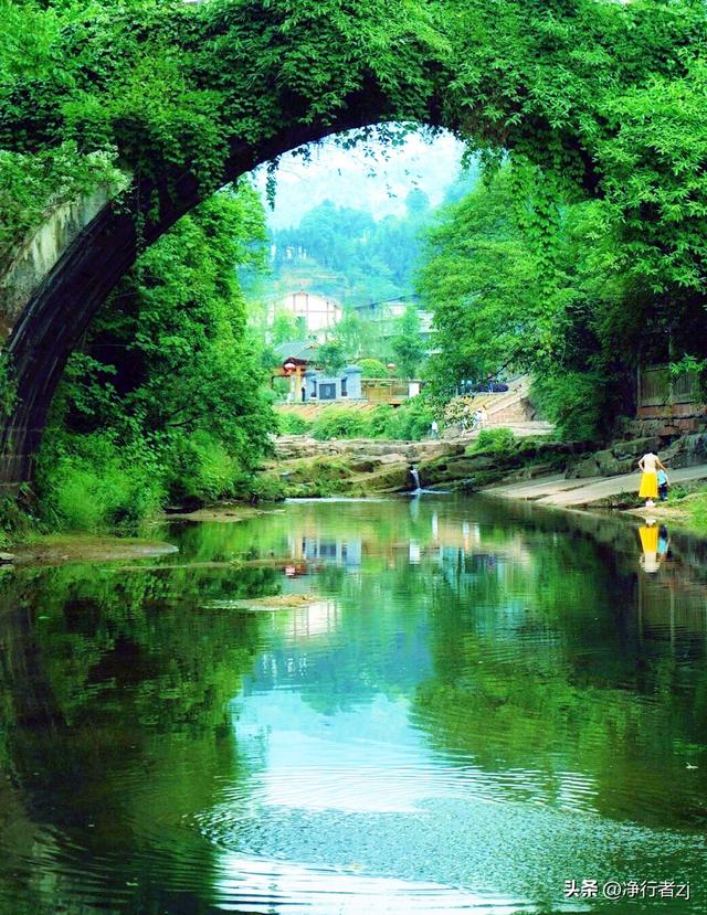 唐蕃古道上的古驿站，水墨山水里的上里镇