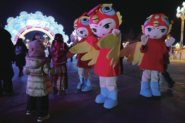 光影盛宴开启 点亮冬日夜晚