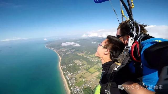 剪葡萄、送外卖挣学费,福建农村娃,如何走进世界顶级博物馆?