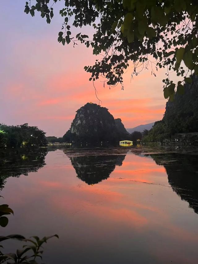 总要来一趟星湖吧，看一场浪漫无比的晚霞！