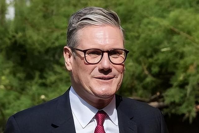 加拿大总理刚到北京	，又有两国元首计划访华，特朗普突然喊话中国