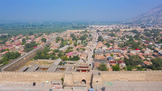怀来县 镶嵌在燕山山脉与官厅水库间的县域宝地，景观丰富多样