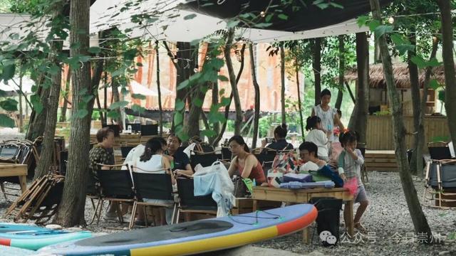 枕溪水、伴林风，崇州这个营地好玩又出片