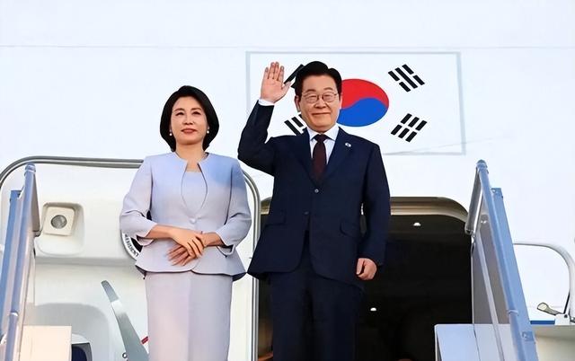 日本访华被拒！李在明当着全世界的面喊出一句话，让高市早苗破防