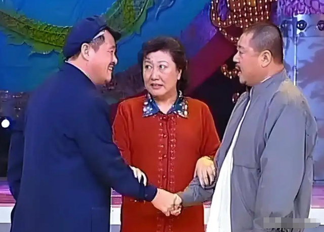 赵本山不再隐瞒！逼他离开央视的不是宋丹丹，原来我们都被骗了