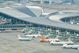 成都国内国际航线密集上新图片