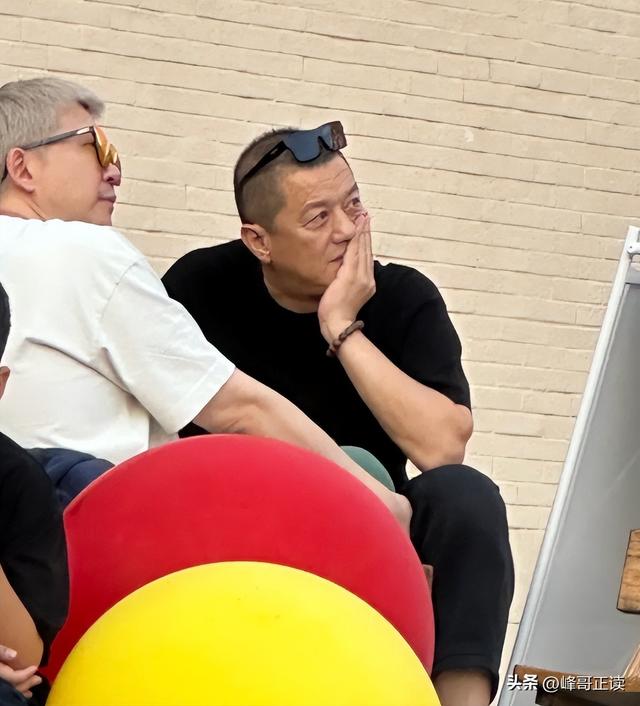 李亚鹏官宣离婚不到24小时	，令人恶心的一幕发生了，汪峰也遭殃